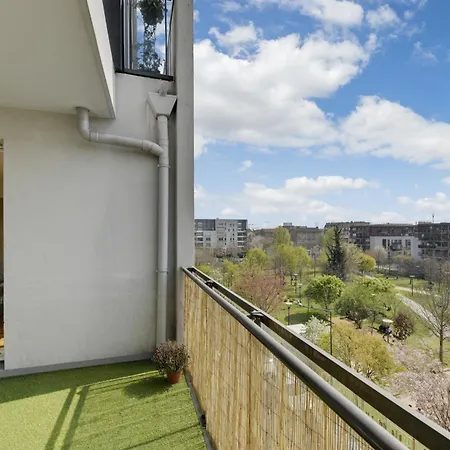 Chic Apartment With Superb View Of The Eiffel Tower Saint-Denis  Exterior photo