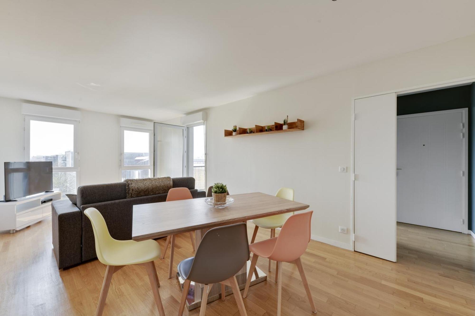 Appartement Chic With Superb View Of The Eiffel Tower Saint-Denis (Seine-Saint-Denis)