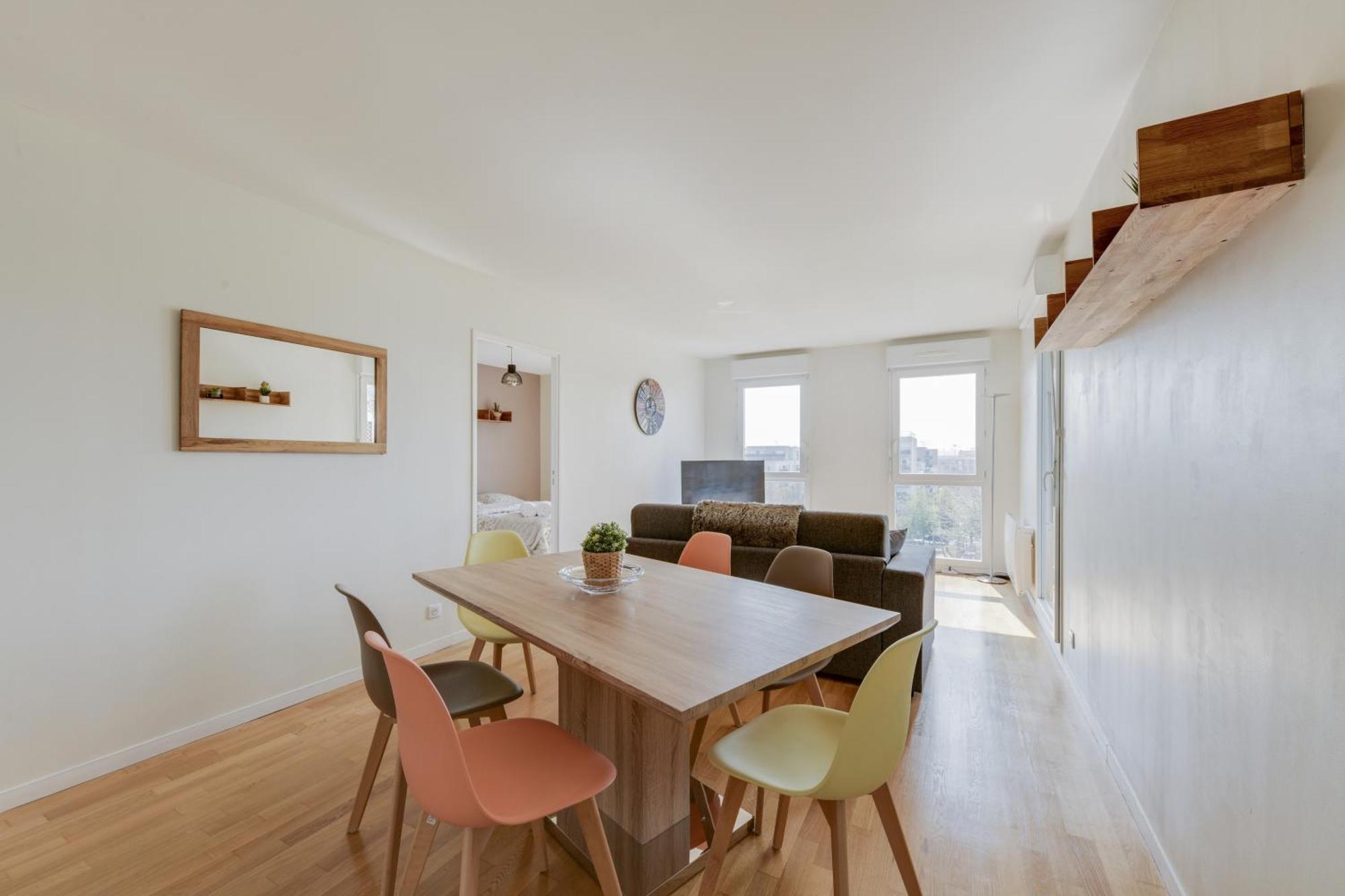Appartement Chic With Superb View Of The Eiffel Tower Saint-Denis (Seine-Saint-Denis)